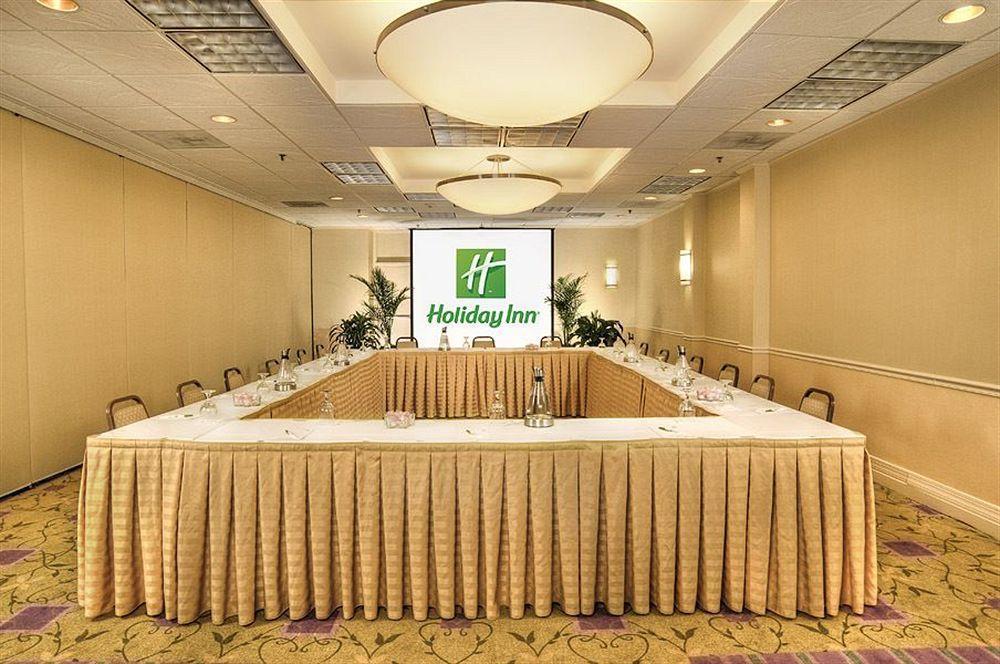 Holiday Inn Alexandria At Carlyle By Ihg Exteriér fotografie
