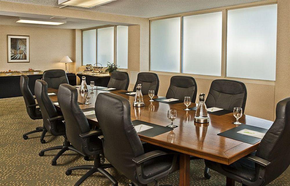 Holiday Inn Alexandria At Carlyle By Ihg Exteriér fotografie
